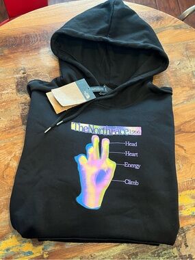 NWT North Face Men’s Hoodie